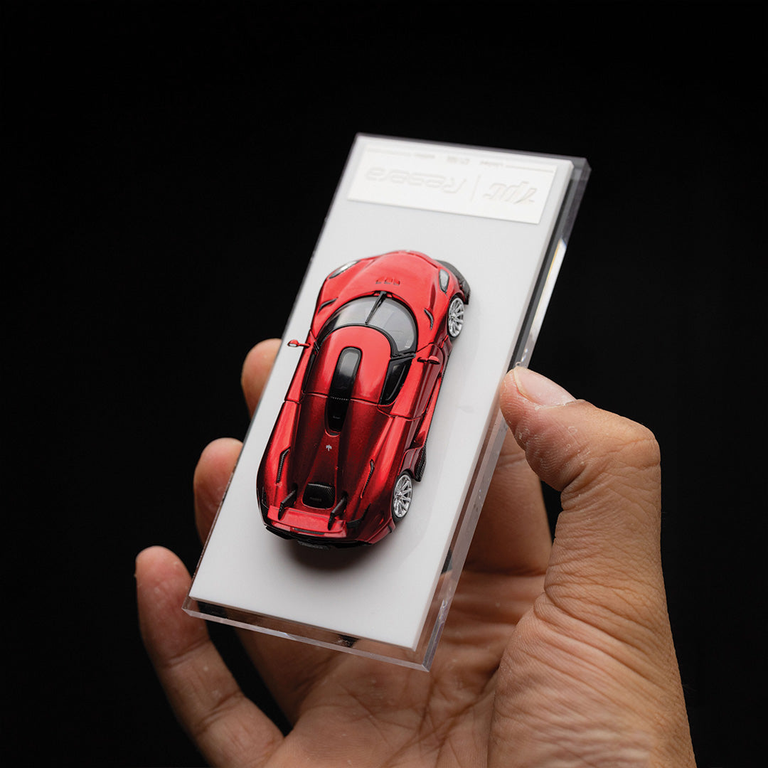 TPC 1/64 KOENIGSEGG REGERA CANDY RED