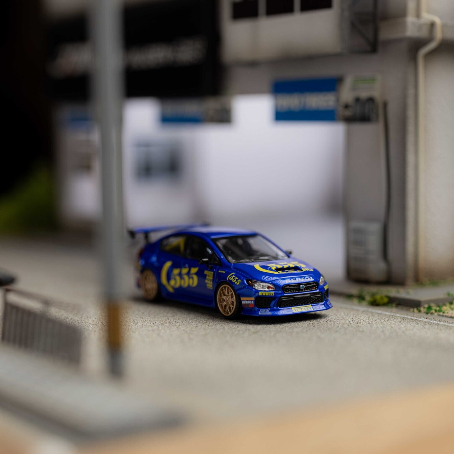 MINI STATION 1:64 WRX STI RALLY 555 LIVERY BLUE