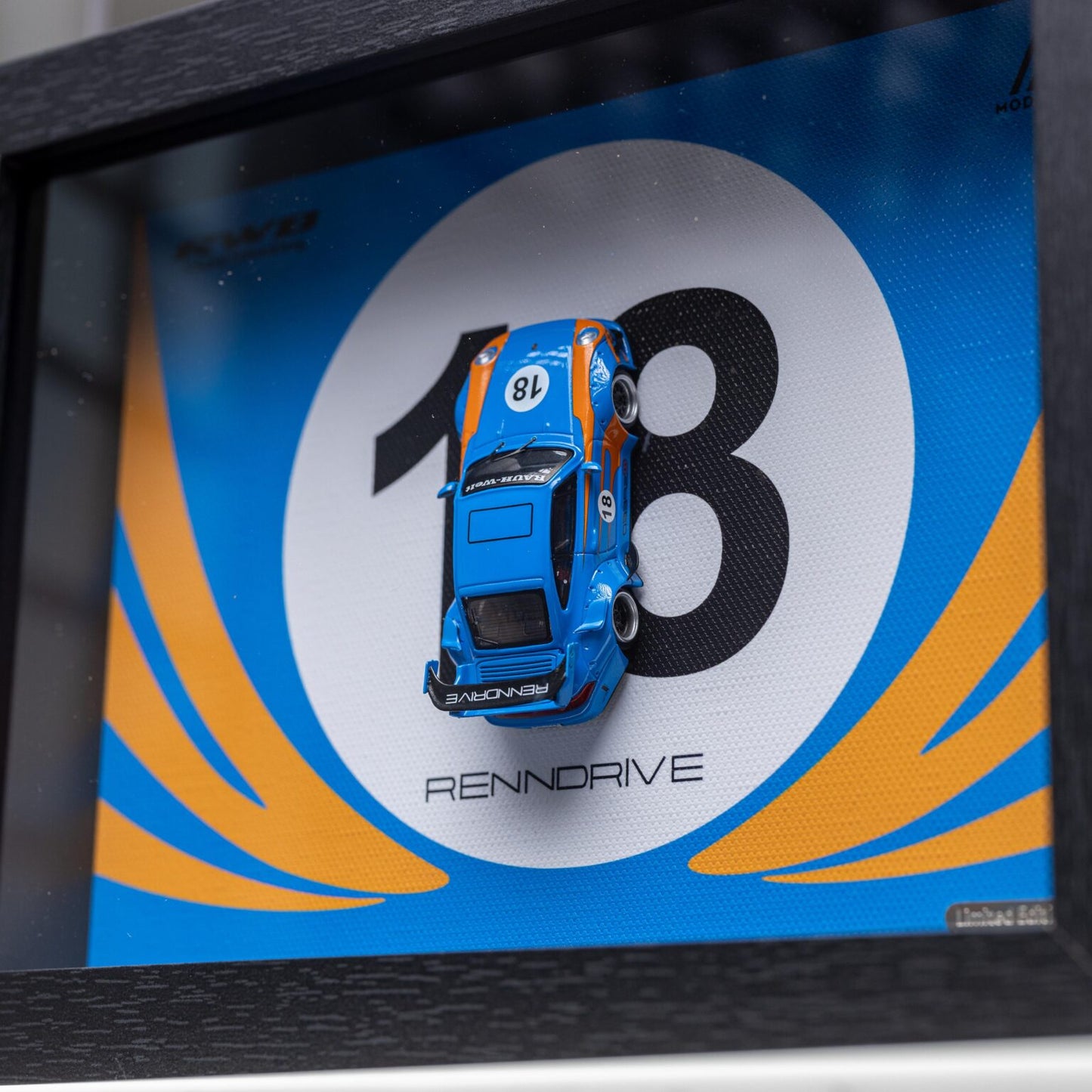 8INCH PORSCHE 993 BLUE