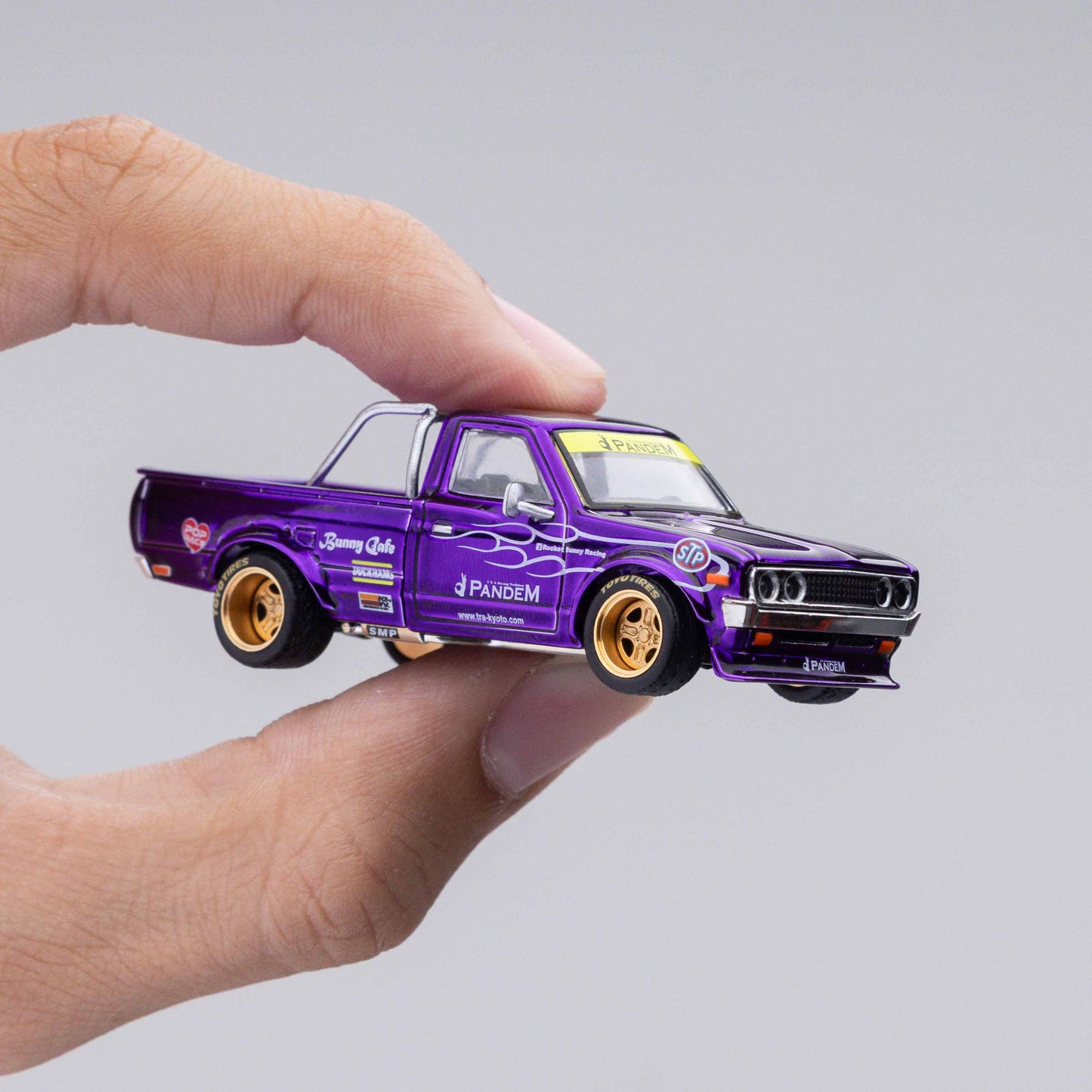 POP RACE 1:64 PANDEM DATSUN 620 2025 TOKYO AUTO SALON EXCLUSIVE