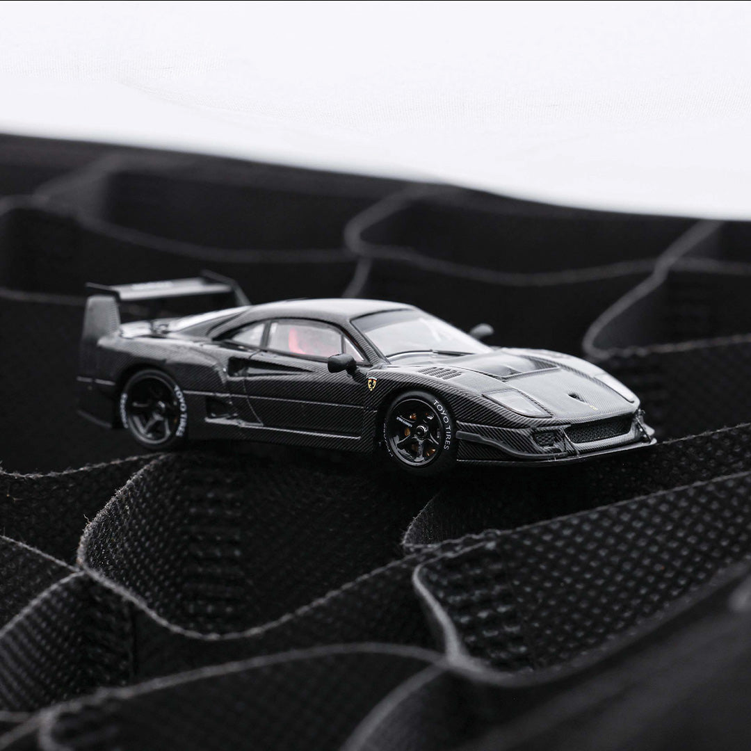 F40 BLACK CARBON GIFT BOX EDITION