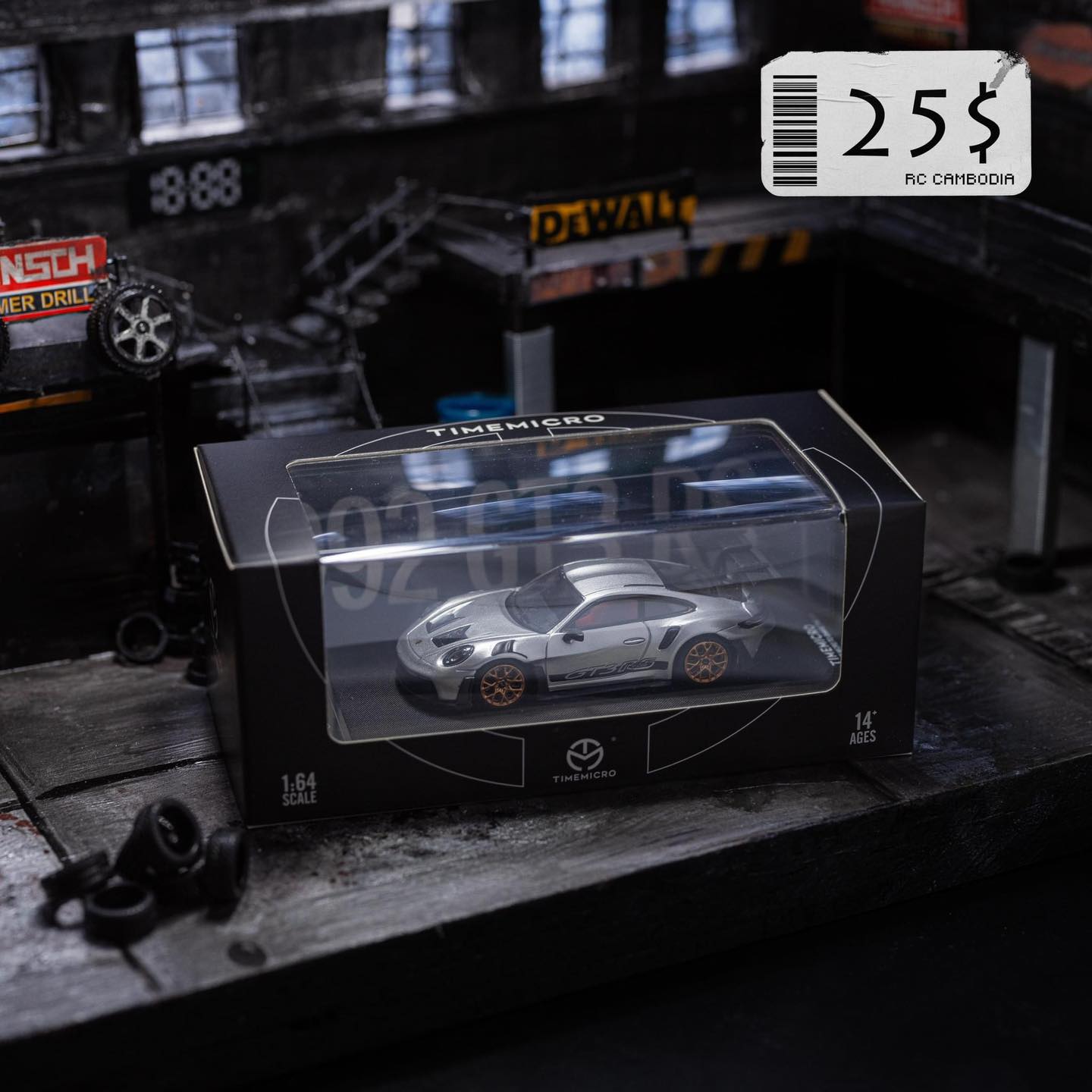 PORSCHE992 GT3 RS SILVER