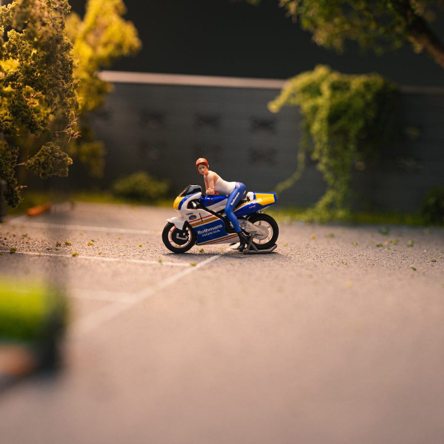 HONDA ROTHMAN’S MOTORCYCLE ACTION FIGURE SET