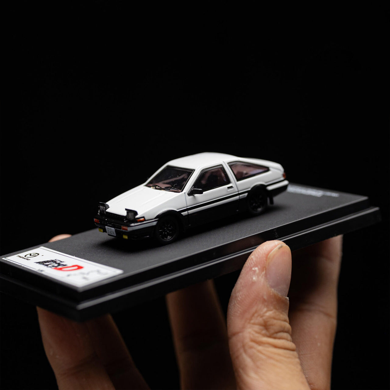 TIMEMICRO AE86 BLACK AND WHITE