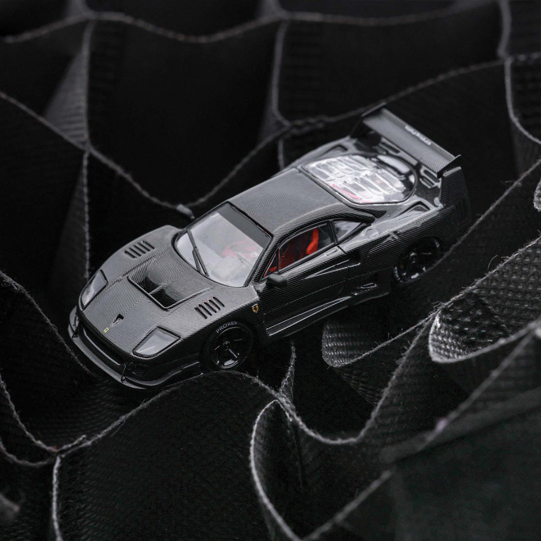 F40 BLACK CARBON GIFT BOX EDITION