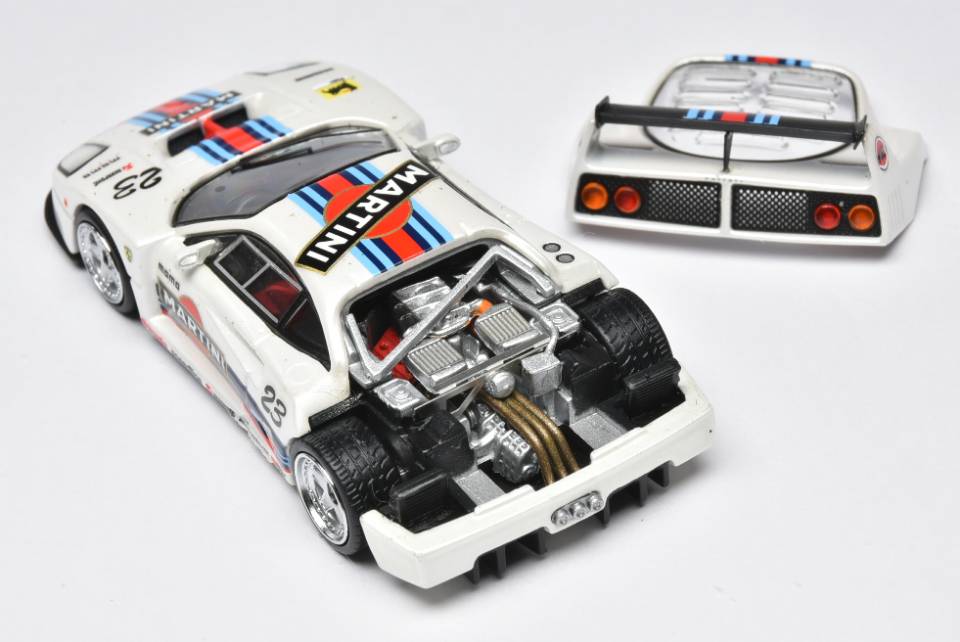 STANCE HUNTERS SH 1:64 Ferrari F40 LM
