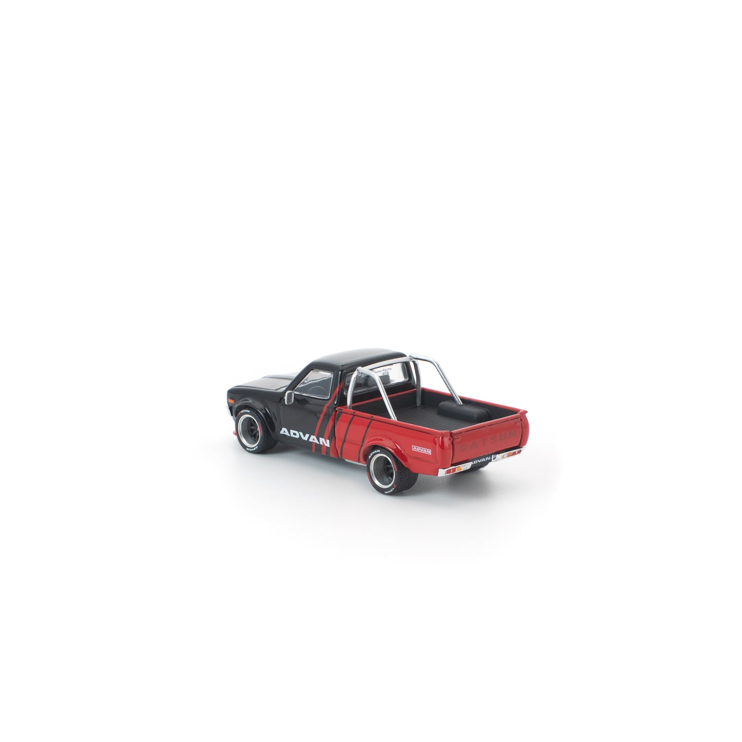 POP RACE 1/64 - PANDEM DATSUN 620 ADVAN - PR640314