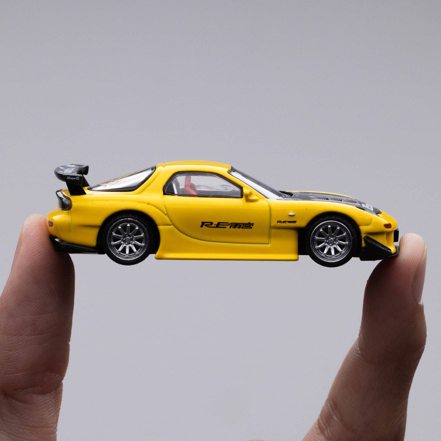 POP RACE MAZDA RX-7 (FD3S) RE-AMEMIYA WIDEBODY – YELLOW