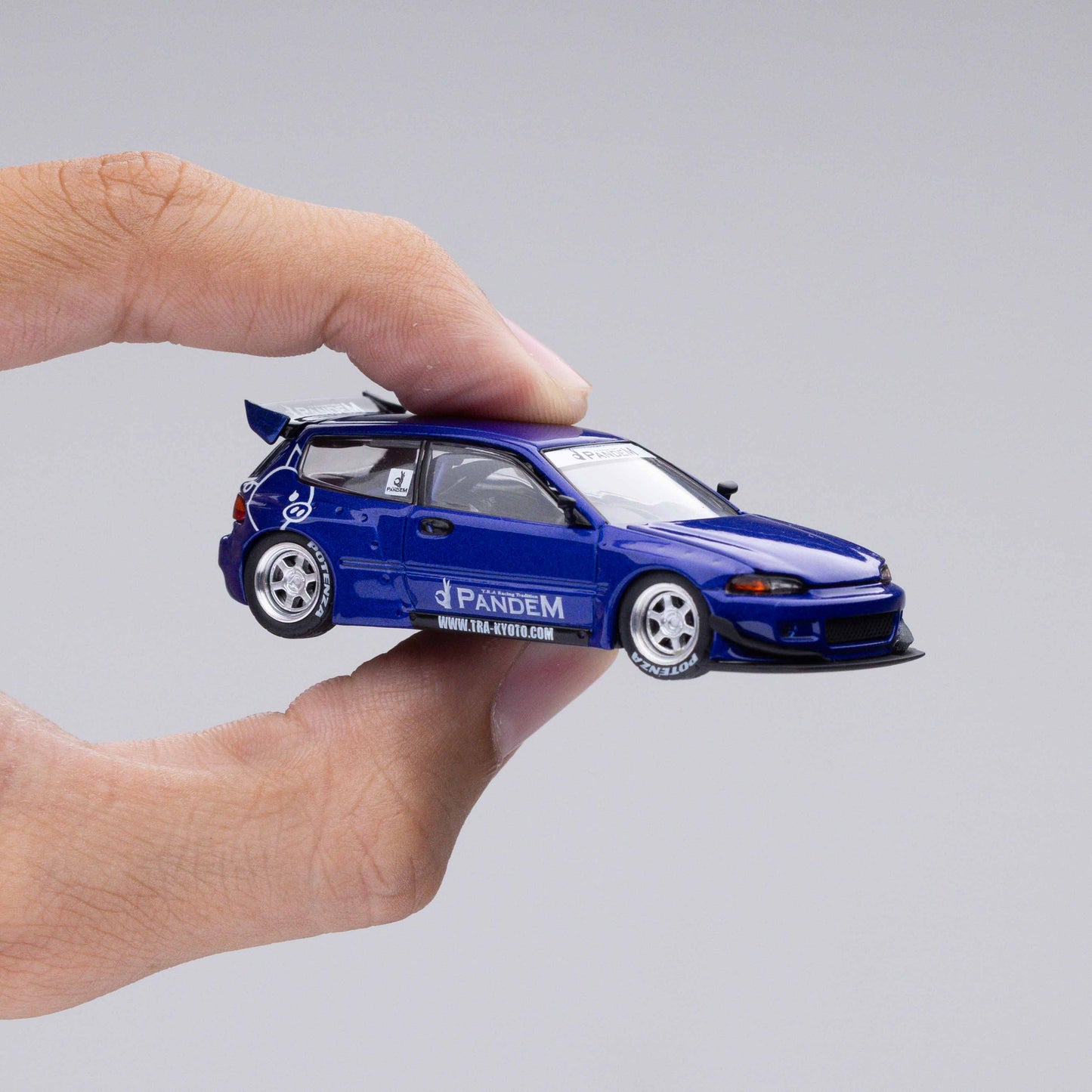 POP RACE 1:64 HONDA CIVIC (EG6) V1.5 PANDEM IN METALLIC BLUE