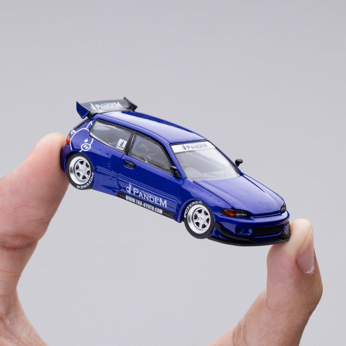 POP RACE 1:64 HONDA CIVIC (EG6) V1.5 PANDEM IN METALLIC BLUE