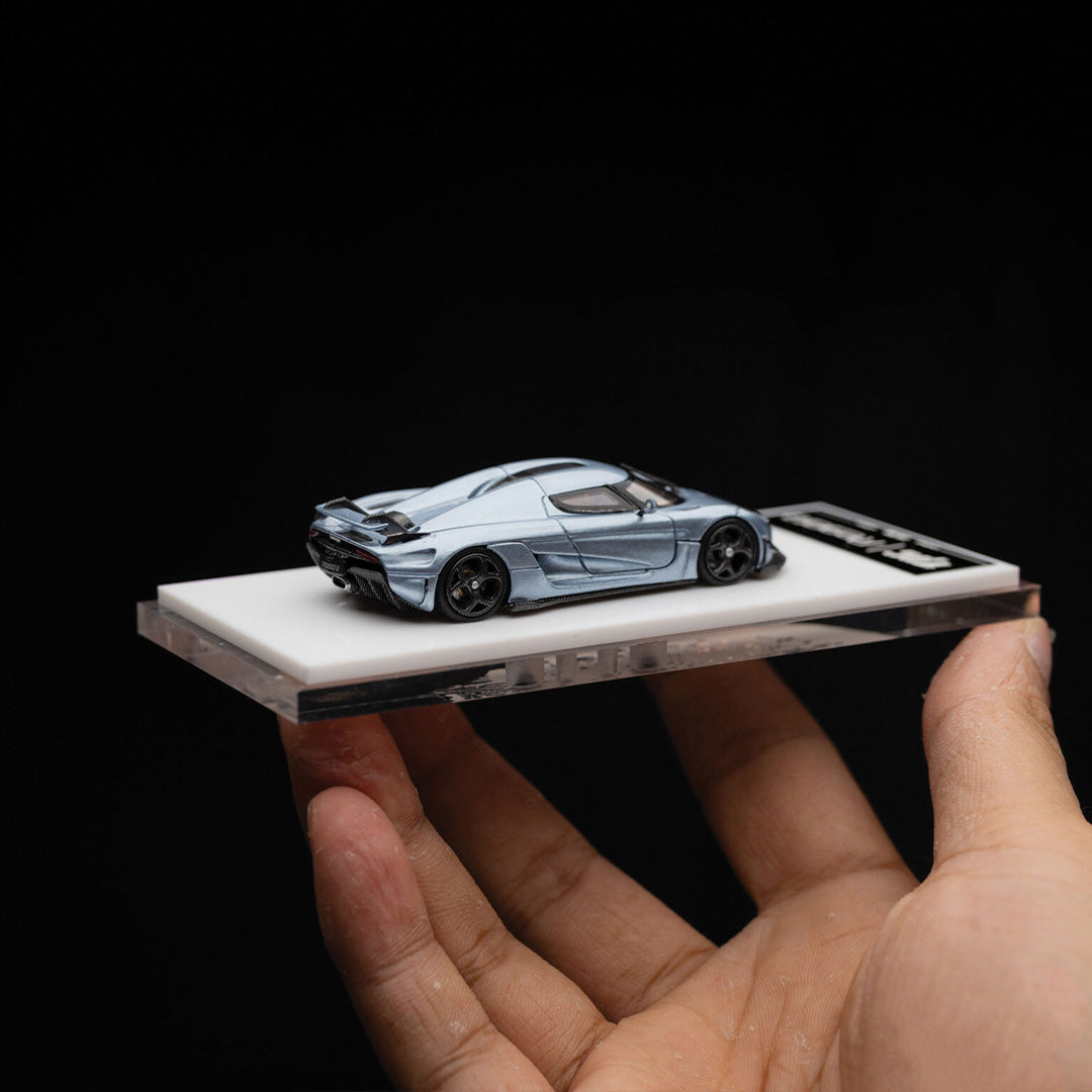 TPC 1/64 KOENIGSEGG REGERA BLUE