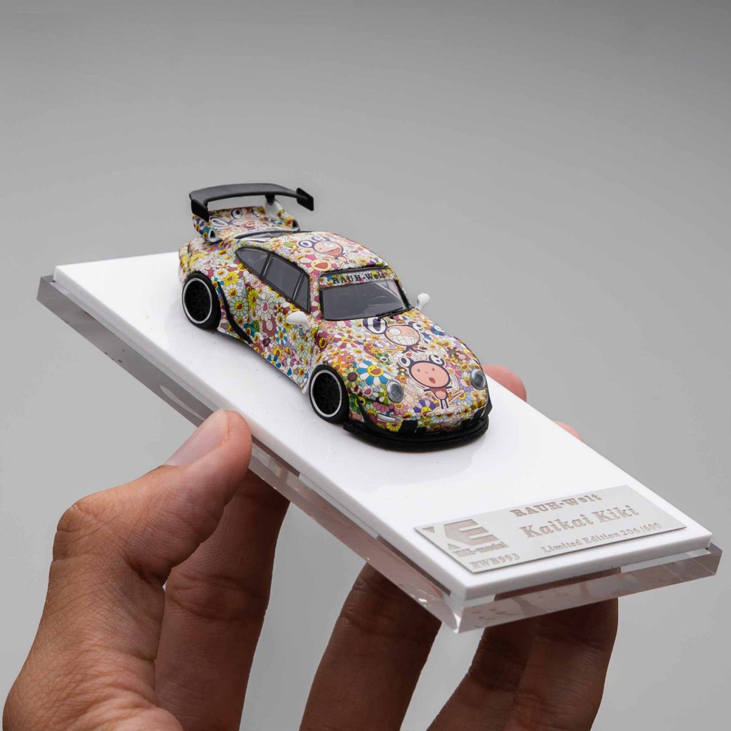 PORSCHE RWB 993 KAIKAI KIKI LIMITED 500PCS