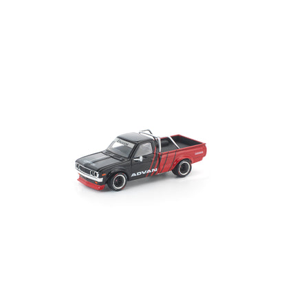 POP RACE 1/64 - PANDEM DATSUN 620 ADVAN - PR640314
