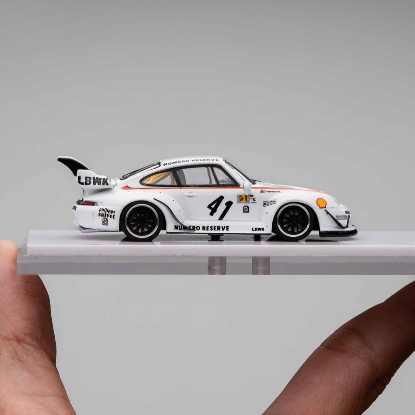 PORSCHE 993 RWB #41, WHITE: MOBY DICK 1:64