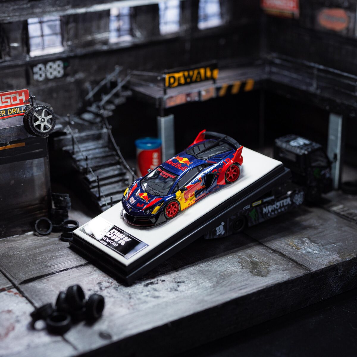 TIMEMICRO 1:64 LAMBORGHINI AVENTADOR