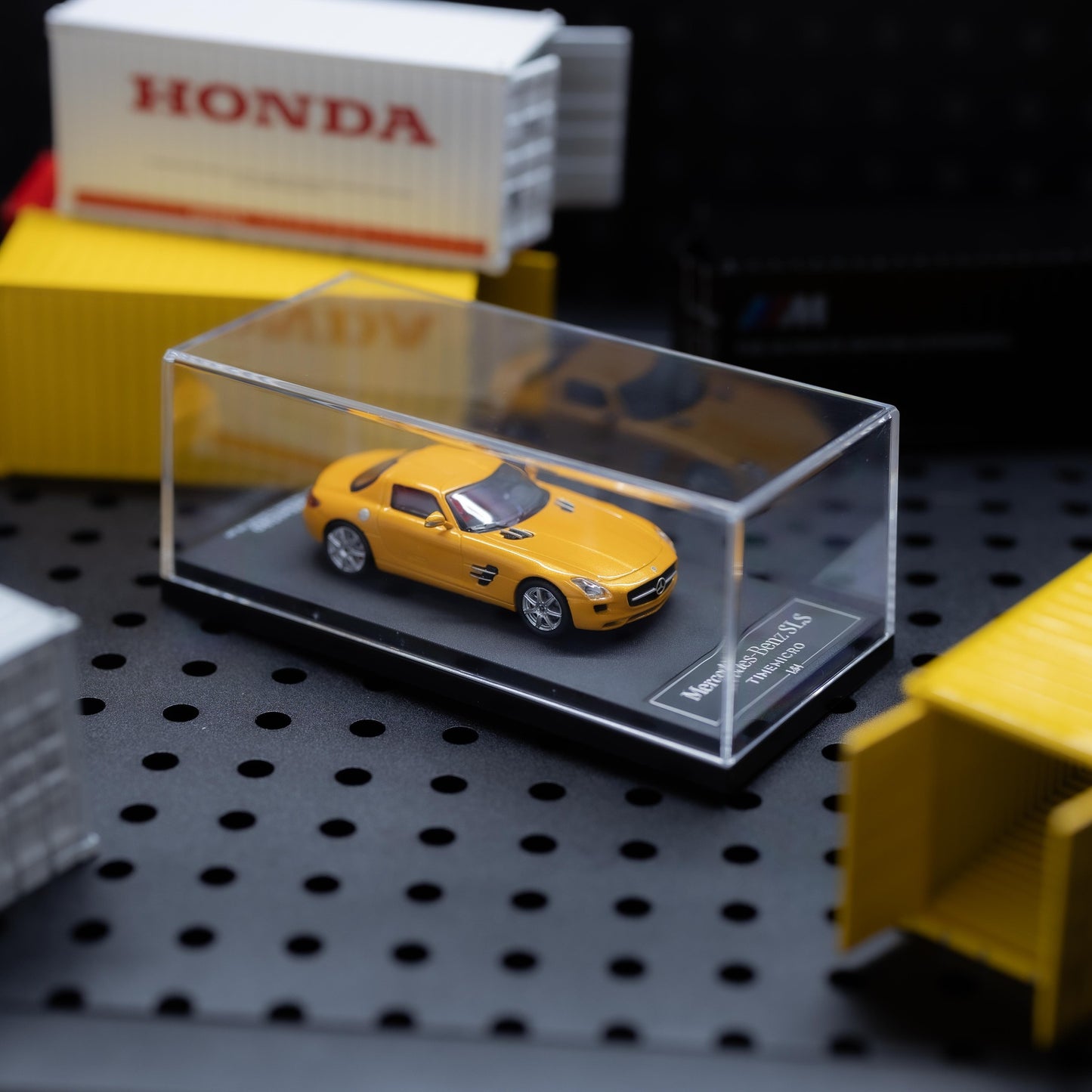 TIMEMICRO 1:64 BENZ SLS YELLOW