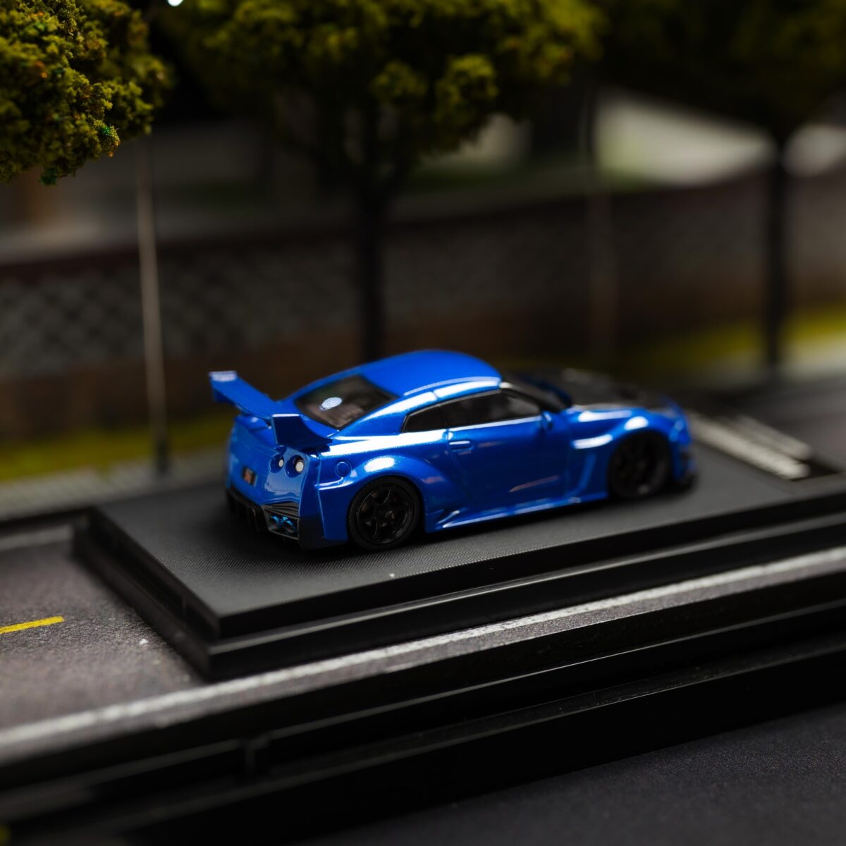 MINI STATION FAST&FURIOUS GTR R35 CARBON FIBER