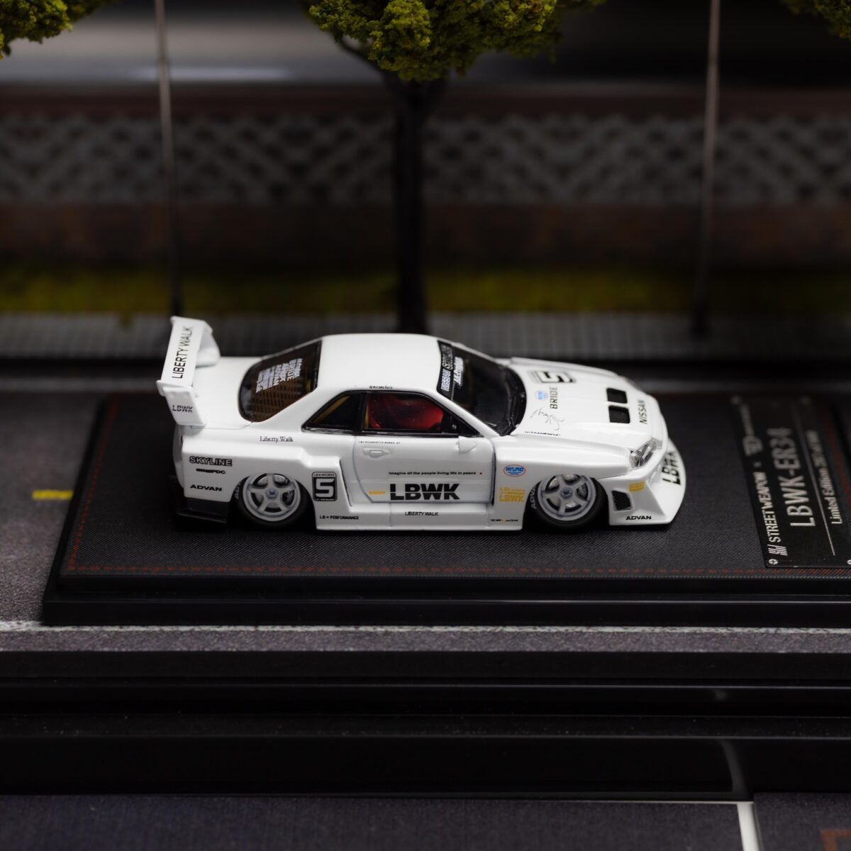 STREET WEAPON BWK ER34 NISSAN SKYLINE GT-R