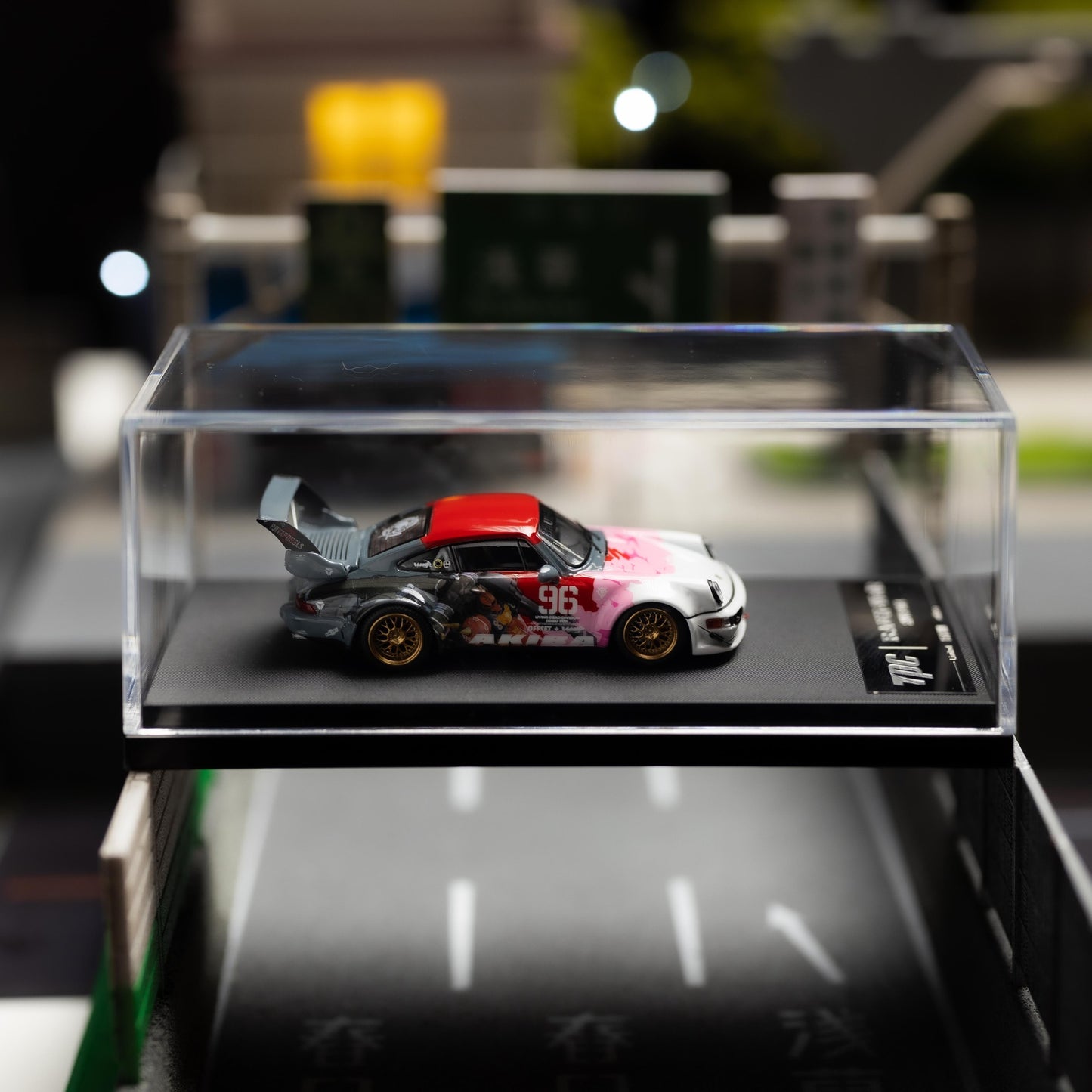 TPC 1:64 RWB 964 AKIBA