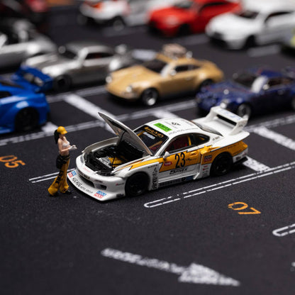 LBWK S15 WITH FIGURE