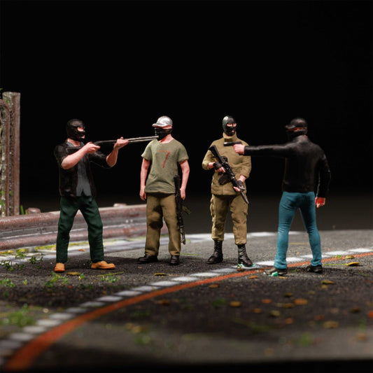 MORE ART 1:64 ARMED ROBBER DOLL SET RESIN MODEL