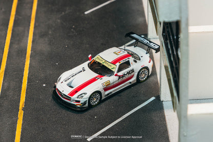 TARMAC WORK 1/64 MERCEDES-BENZ SLS AMG GT3 MACAU GT CUP - FIA GT WORLD CUP 2015 WINNER MARO ENGEL