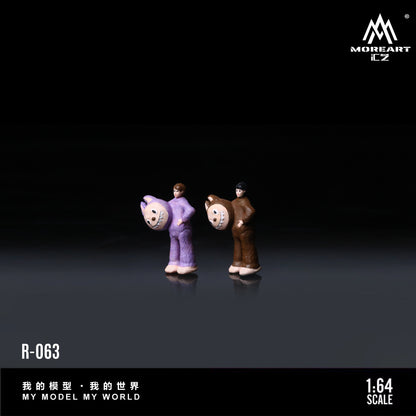 Huiyi MoreArt1:64 Off Work Doll Doll Set Simulation Resin Model