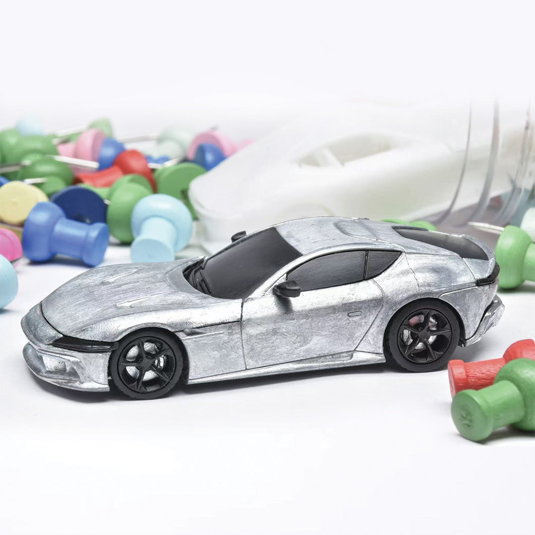 7cm Model 1/64 Ferrari 12 cilindri