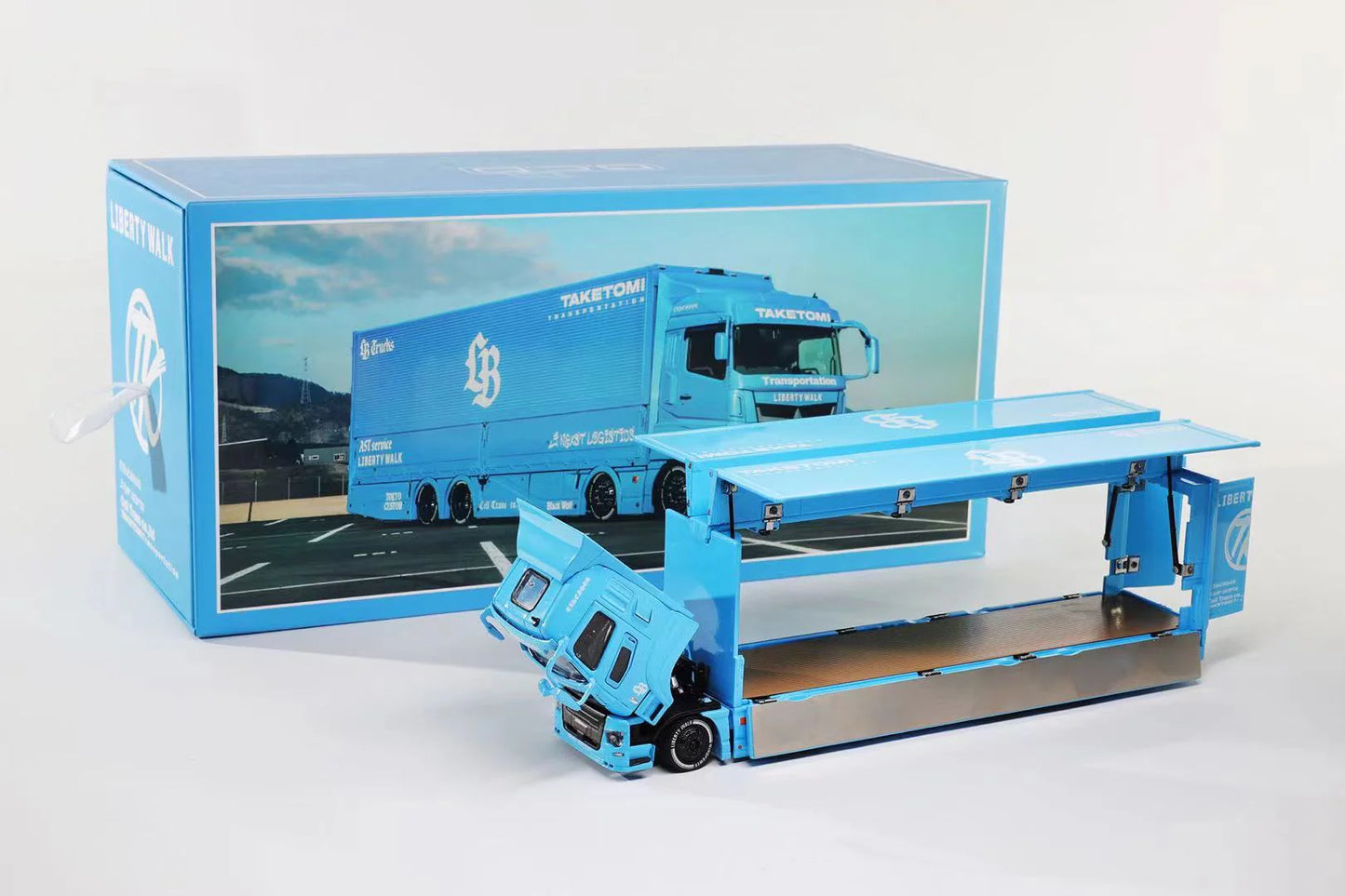 GCD 1:64 LB-TRUCKS Mitsubishi Fuso Super Great BBblue
