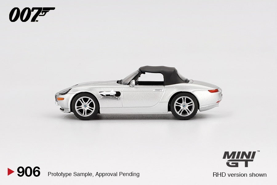 BMW Z8 “THE WORLD IS NOT ENOUGH” / ENGLISH BLISTER PACKAGING - PRE ORDER