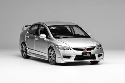 1/18 HONDA CIVIC TYPE R (FD2) 2007 LATE VERSION SUPER PLATINUM METALLIC SILVER – MOTORHELIX - PRE ORDER
